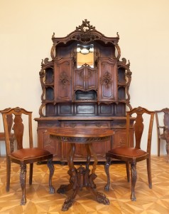 1557937-ancient-furniture